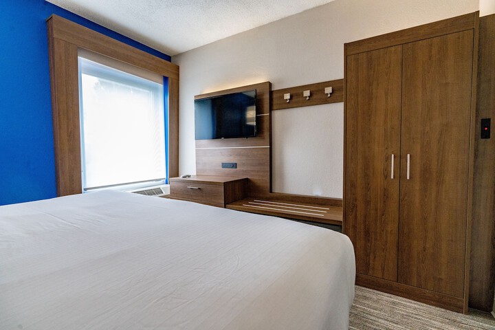 Holiday Inn Express & Suites Nashville - Brentwood I-65 by IHG