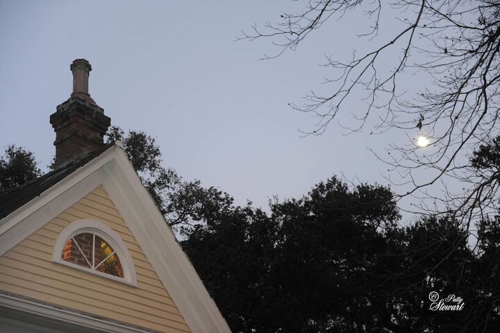 Clermont Bluffs B & B