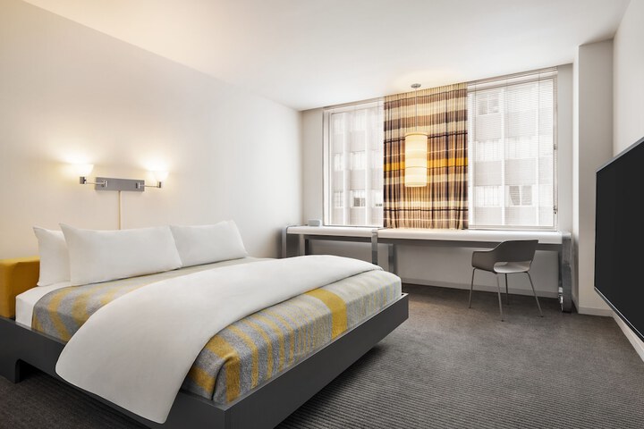 The Delphi Hotel