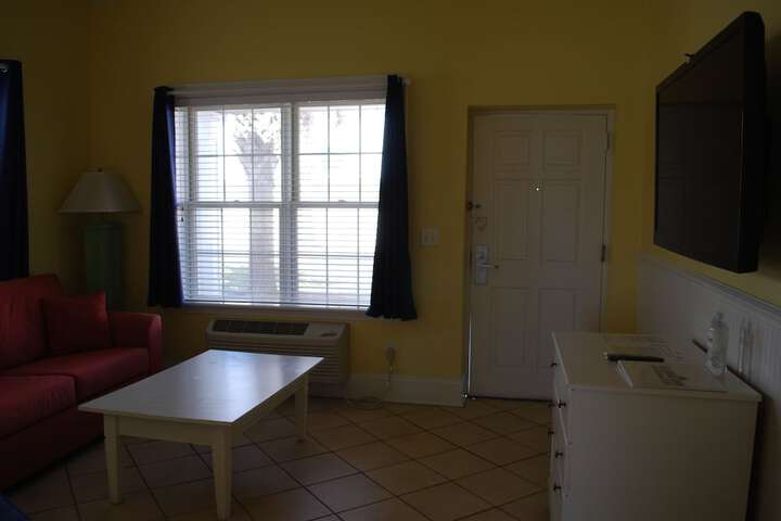 Room 19 of 36