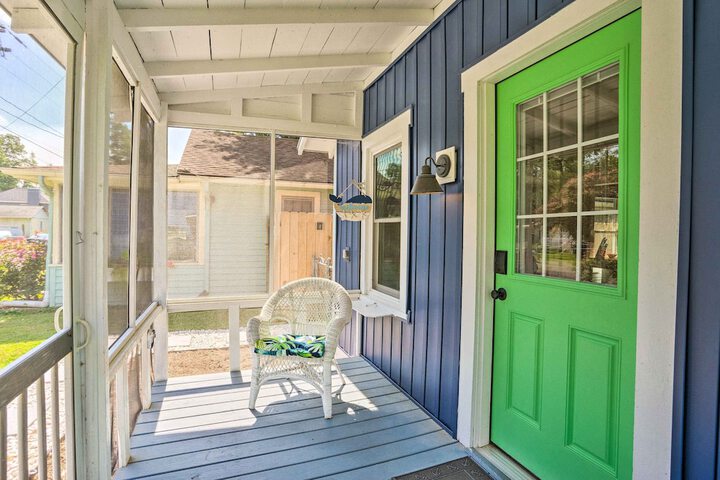 Chic Cottage w / Private Yard: Steps to Beach!
