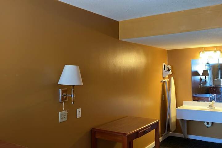 Room 13 of 15