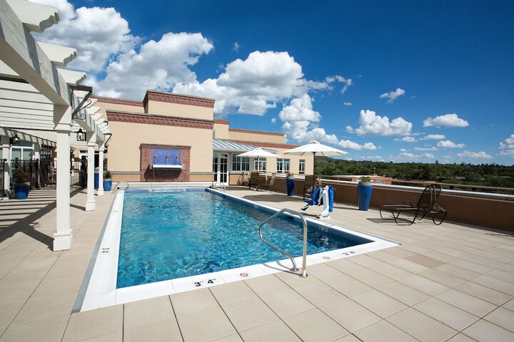 Pool 16 of 110