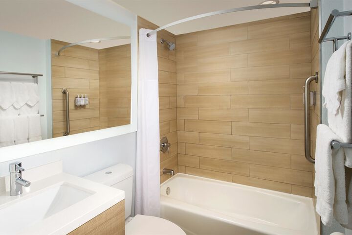 Room 14 of 26