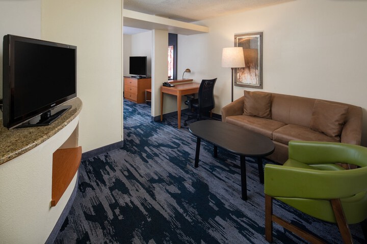 Room 30 of 40