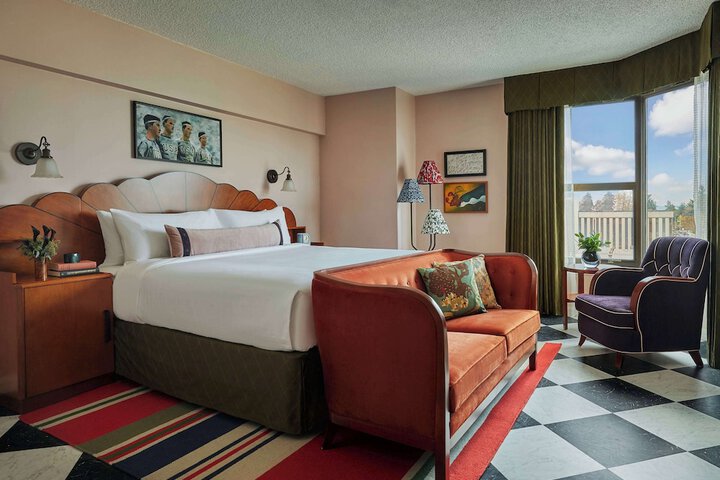 Room 20 of 71