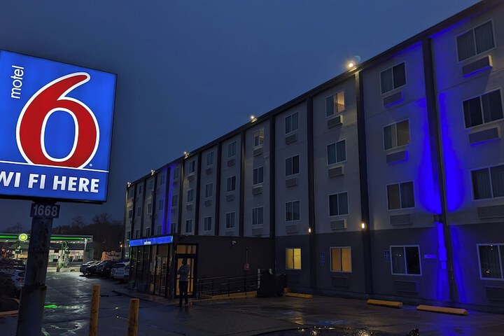 Motel 6 Framingham MA - Boston West