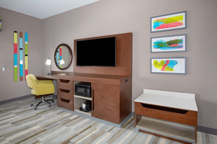 Room 16 of 49