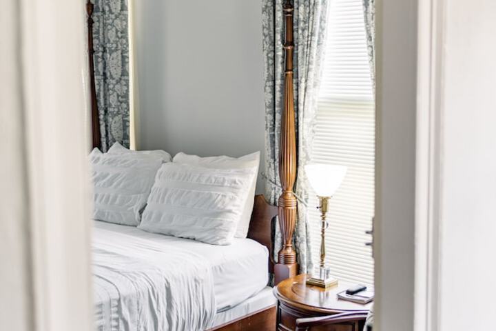 Room 20 of 55