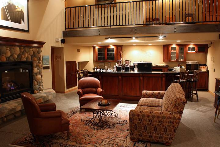 Mountain Lake Lodge