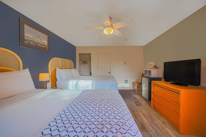 Room 53 of 60