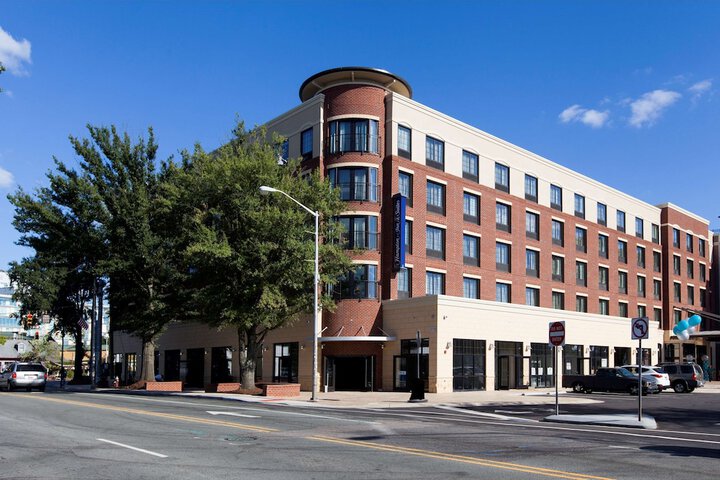 Hotel 3 of 35