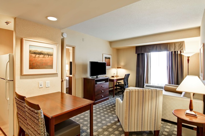 Room 37 of 60