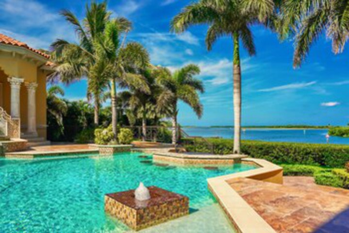 Tierra Verde St. Petersburg Waterfront Estate by Techtravel