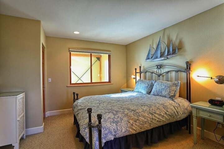Room 38 of 183