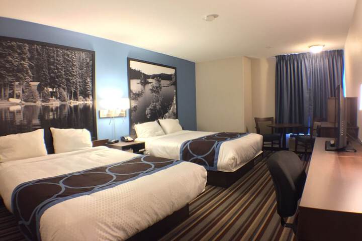 Super 8 by Wyndham Fort Frances