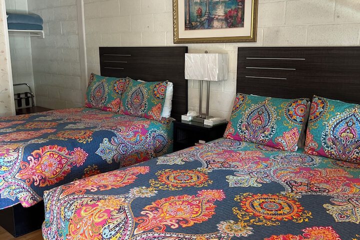 Room 18 of 27