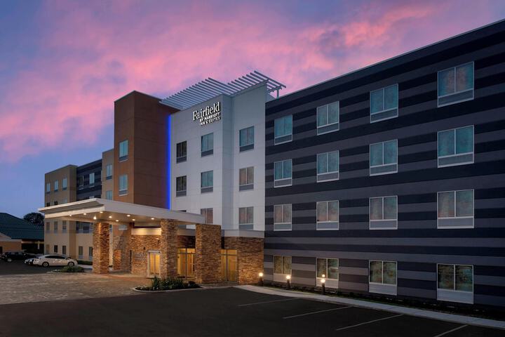 Hotel 2 of 34