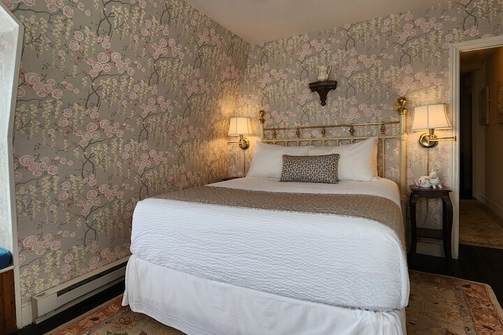 Room 7 of 50