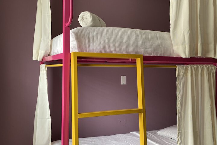 Room 44 of 117