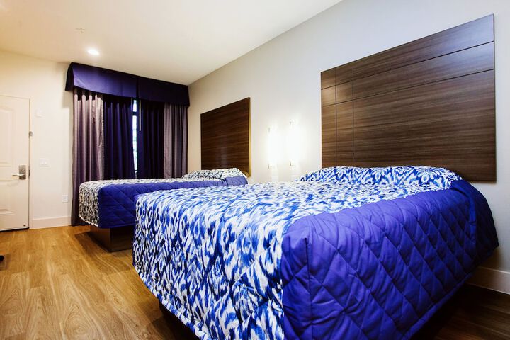 Room 25 of 57