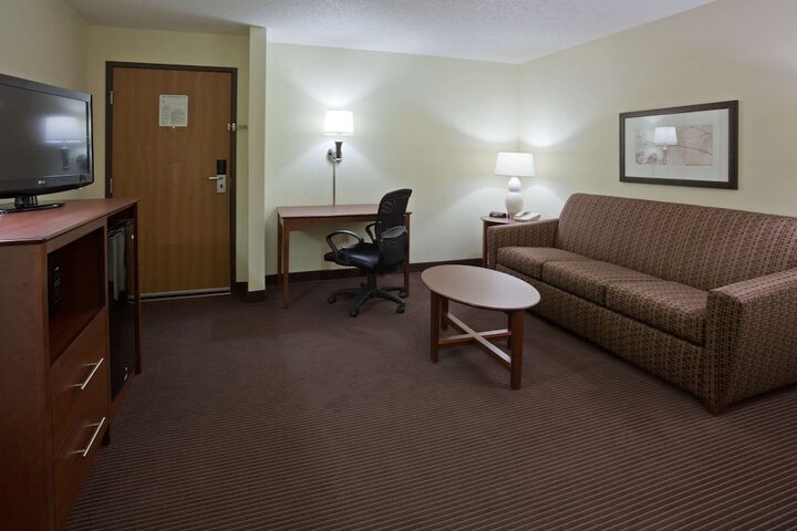 Room 25 of 29