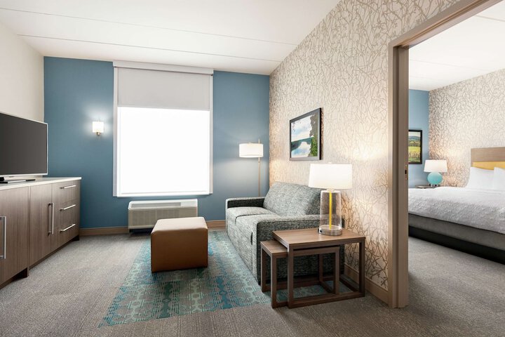 Room 22 of 38