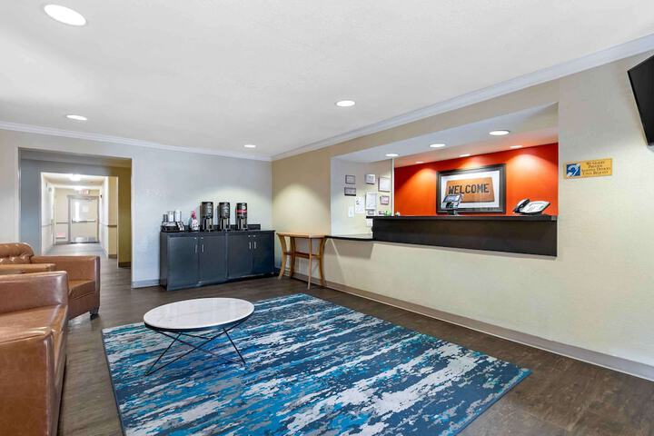 Hotel Interior 10 of 31