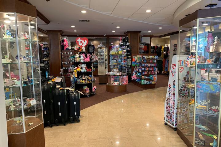 Gift Shop 50 of 55