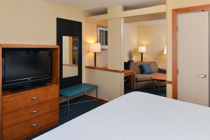 Fairfield Inn & Suites by Marriott Bloomington