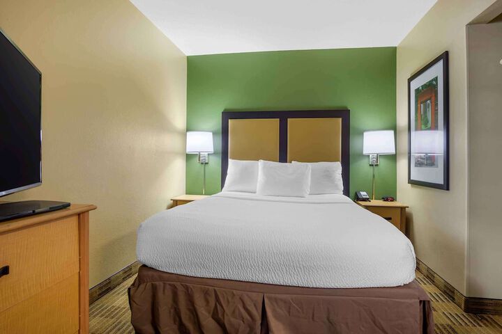 Room 21 of 30