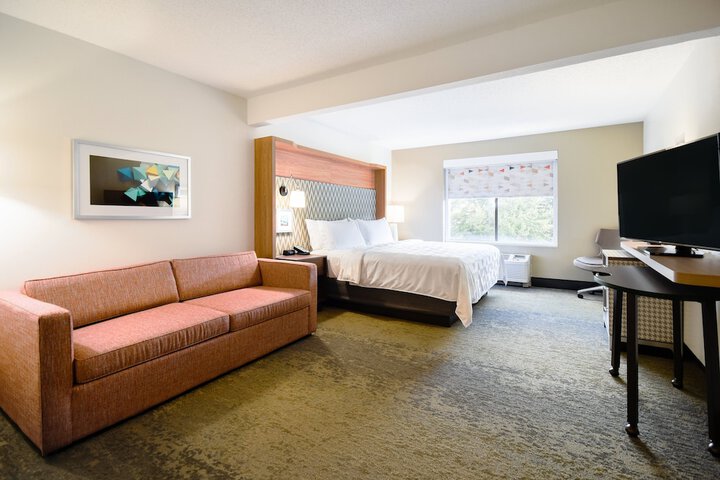Room 20 of 33