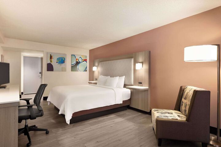 Room 20 of 43