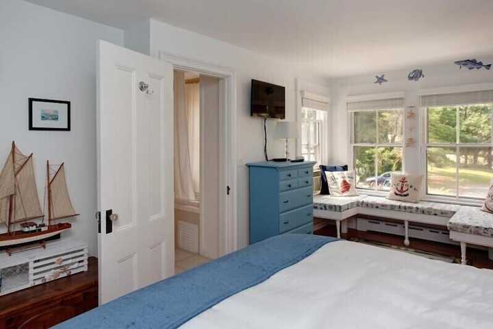 Room 29 of 40