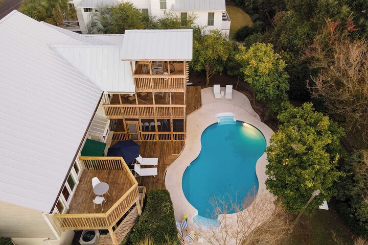 Raven by Avantstay Entertainers Dream w / Pool Hot Tub, Game Room! 9 Brs!