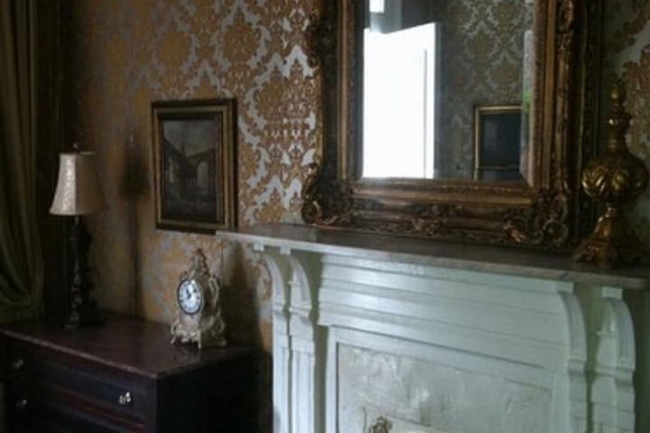 Room 20 of 49