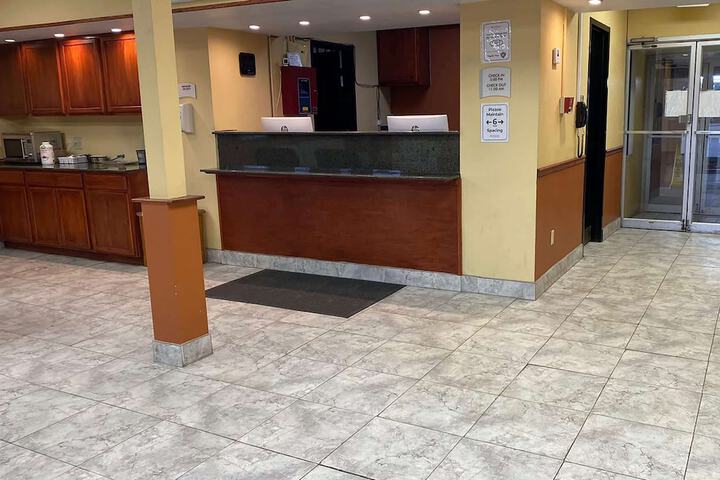 Ramada by Wyndham Rome / Verona
