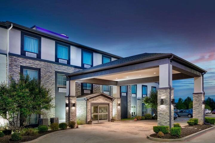 Wingate by Wyndham Longview North