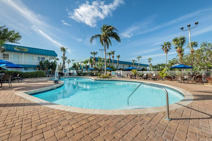 Pool 4 of 55