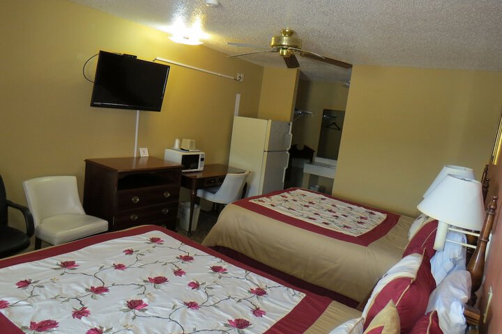 First Western Inn Caseyville
