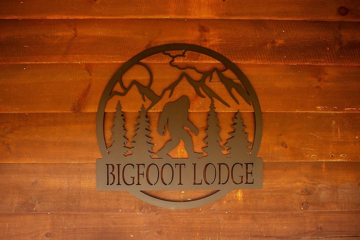 Bigfoot Lodge Room Three