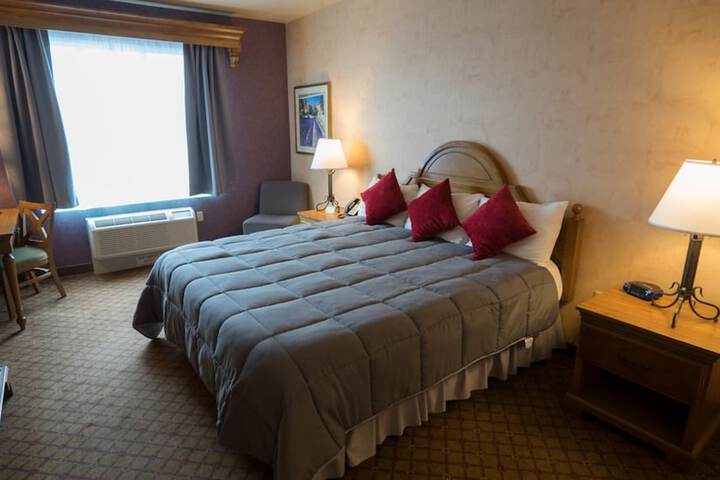 Room 10 of 17