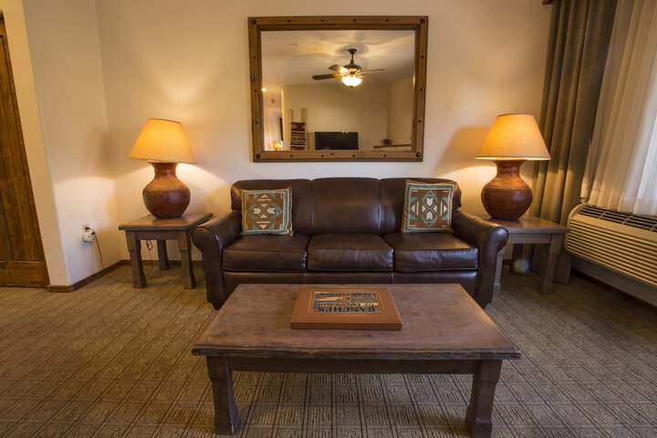 Table Mountain Inn