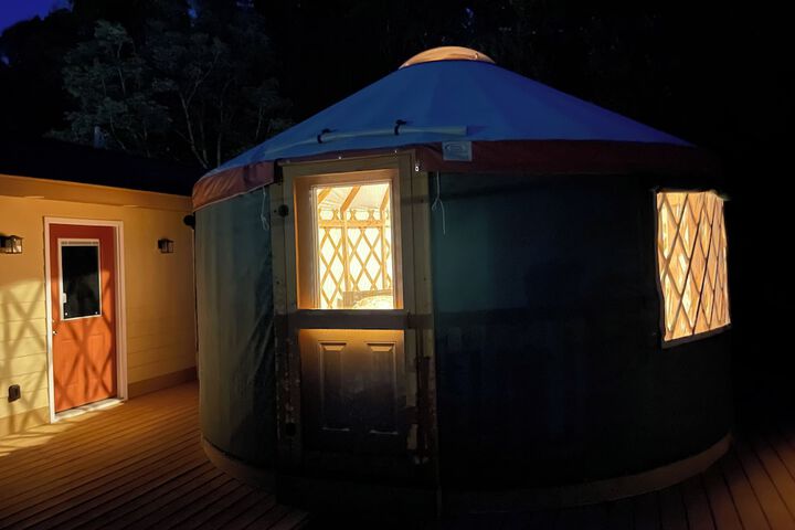 Mountain Aire Cottages Inn & Glamping