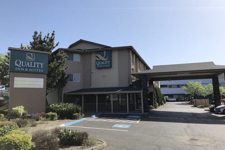 Quality Inn & Suites Silverdale Bangor - Keyport