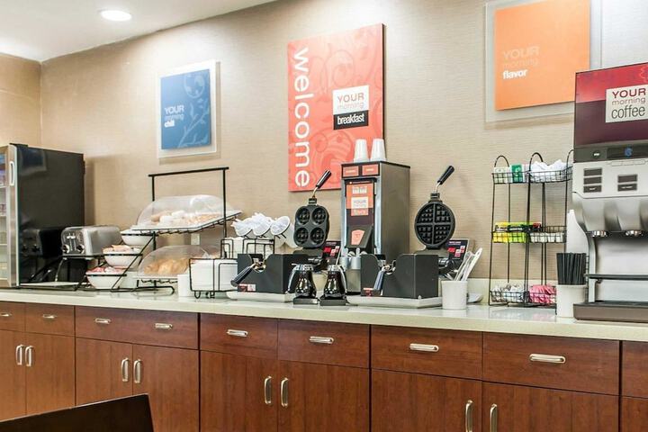 Breakfast/Coffee Service 19 of 21
