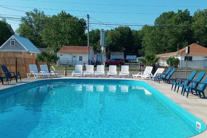 Pool 3 of 9