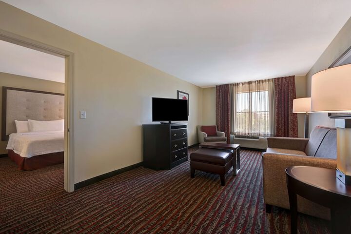 Room 26 of 48