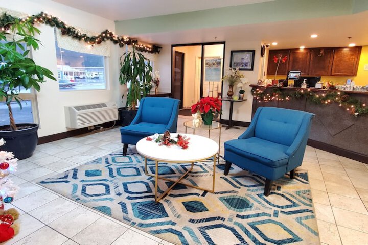 Olympic Inn & Suites