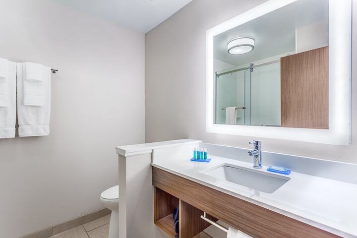 Holiday Inn Express & Suites Hammond by IHG